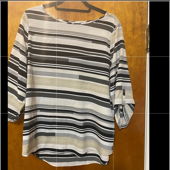 Blouse - Picture 2 of 5